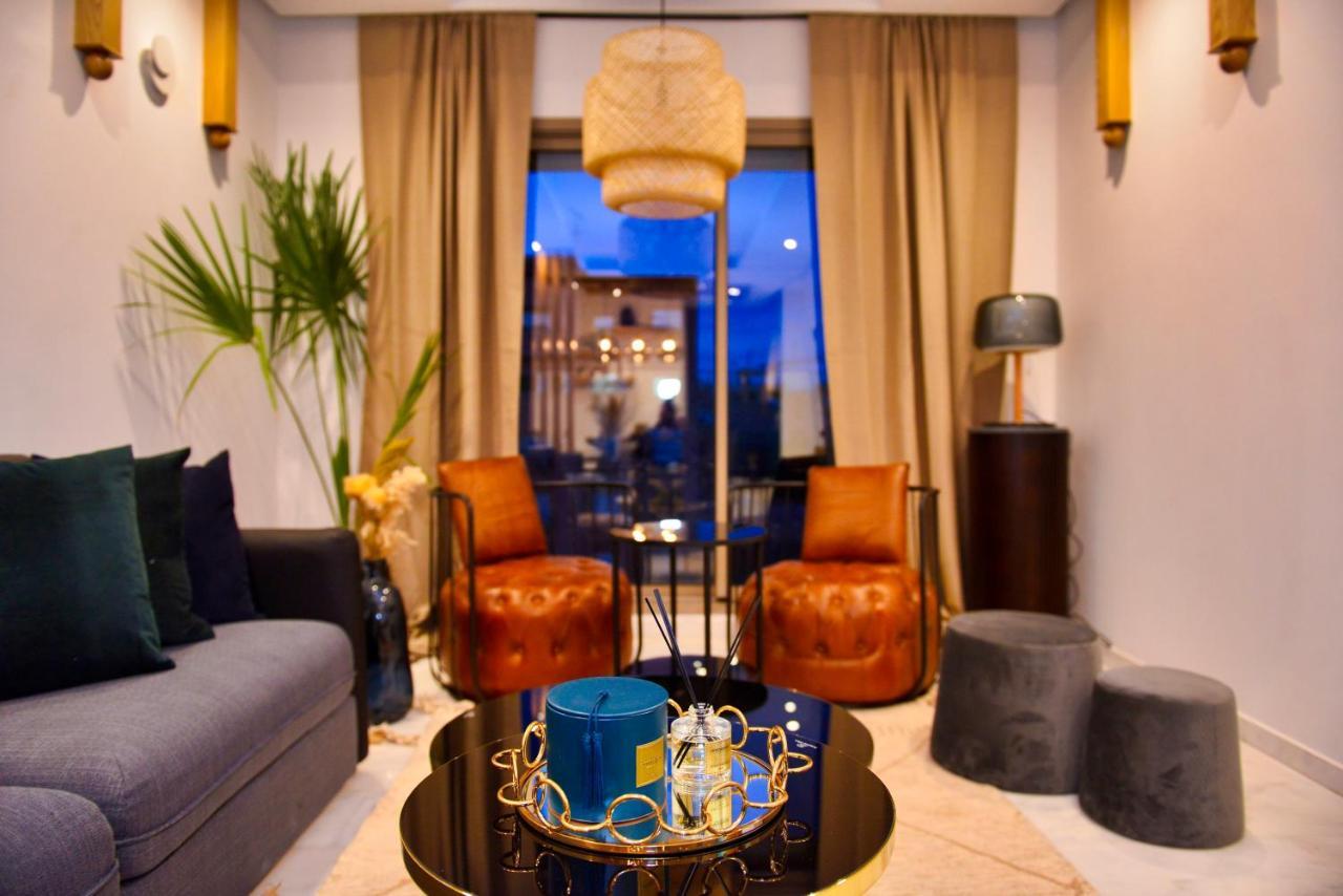 Appartement de prestige climatisé à l'hivernage 400m de la Gare Marrakesh Extérieur photo