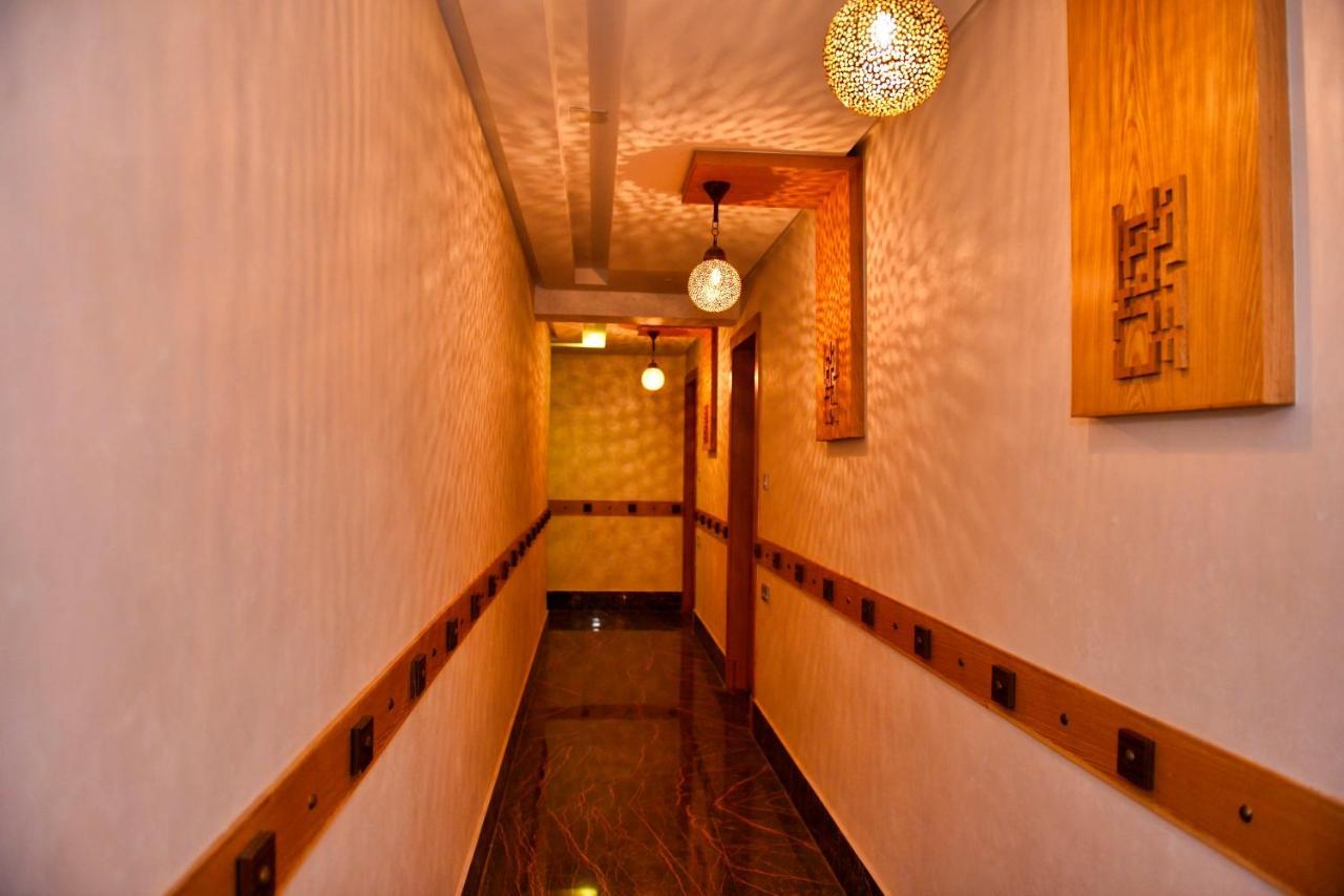 Appartement de prestige climatisé à l'hivernage 400m de la Gare Marrakesh Extérieur photo