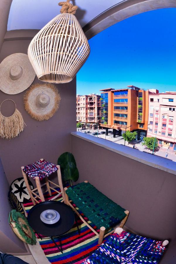 Appartement de prestige climatisé à l'hivernage 400m de la Gare Marrakesh Extérieur photo